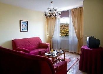 Hotel Millan 尼格雷亚 外观 照片