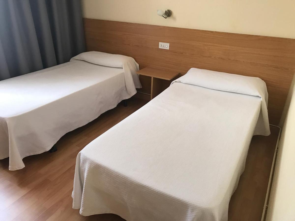 Hotel Millan 尼格雷亚 外观 照片
