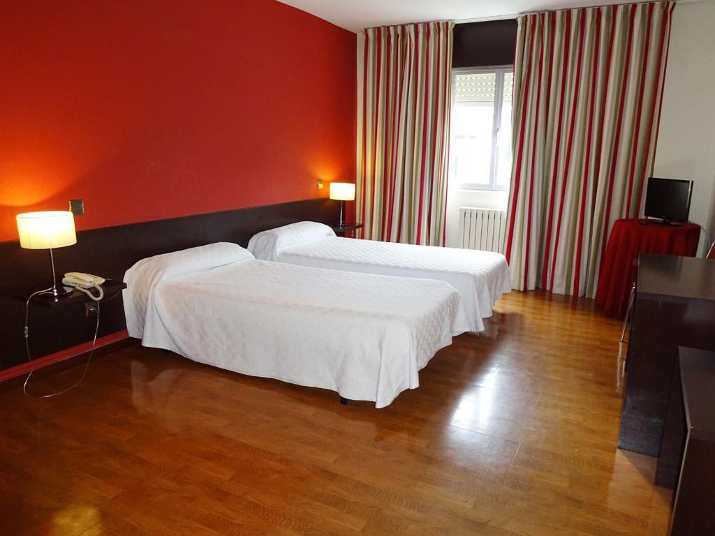 Hotel Millan 尼格雷亚 外观 照片